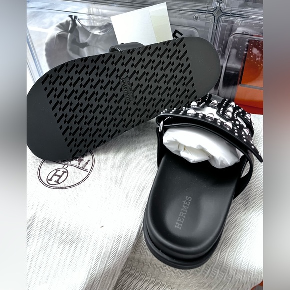 Hermes Studded Chypre Sz 36 - Picture 2 of 3